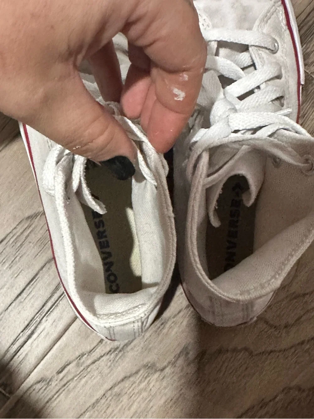 KIDS chuck taylors